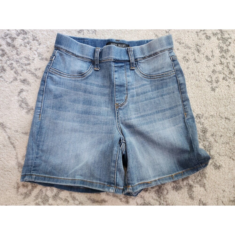 Judy Blue Denim Jean Shorts Bermuda Mid Rise Small Stretch Light Wash Stretch